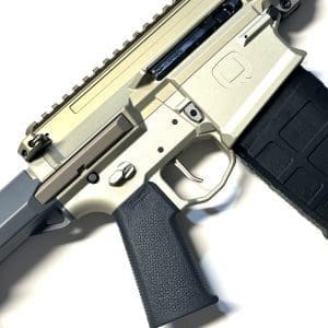 Q Boom Box 12" 8.6 BLK SBR